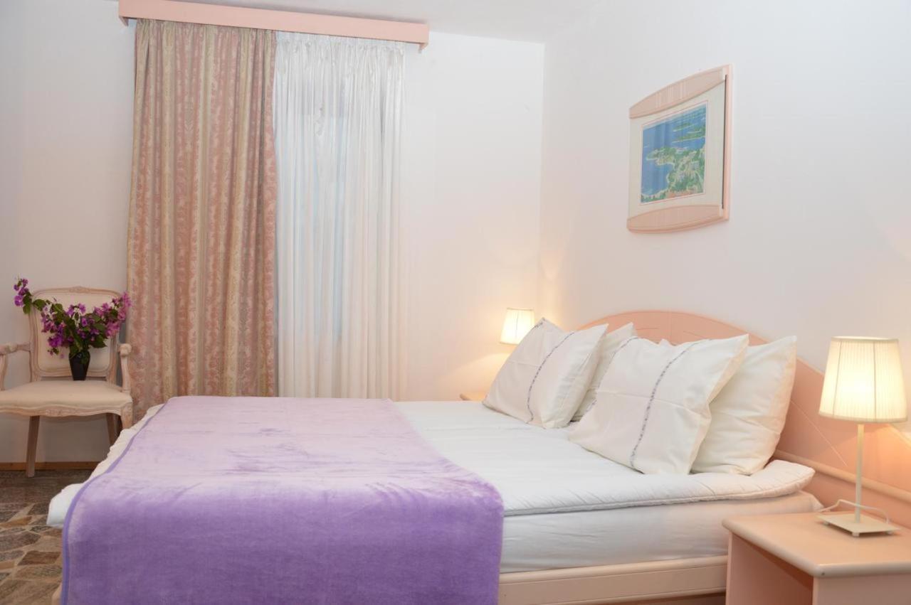 Apartments Agata Nova Vas  エクステリア 写真